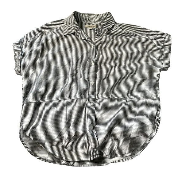 Calvin Klein women's size small oversized button down grey and white stripe - Picture 1 of 4